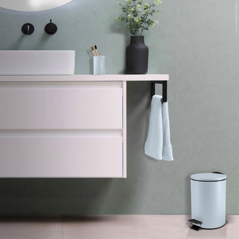 Poubelle à  pédale Acier ADELAR 5L Bleu Glace mat Spirella