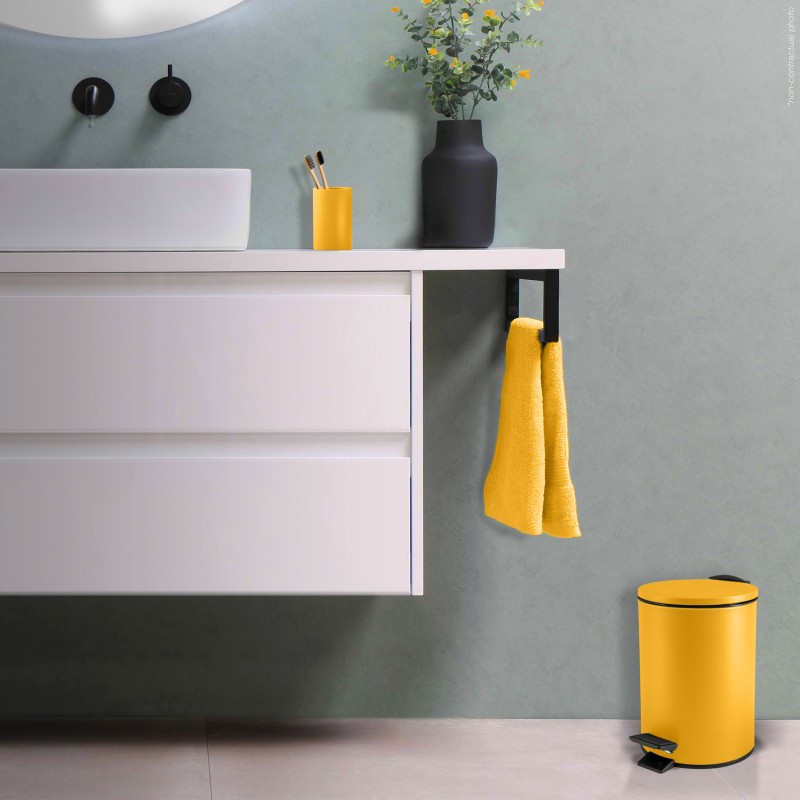 Poubelle à  pédale Acier ADELAR 3L Jaune Soleil mat Spirella