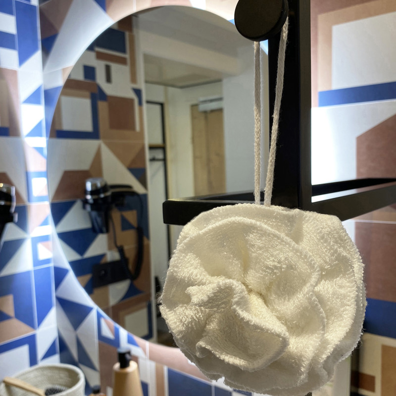 FLEUR DE DOUCHE EN FIBRE DE BAMBOU ET COTON