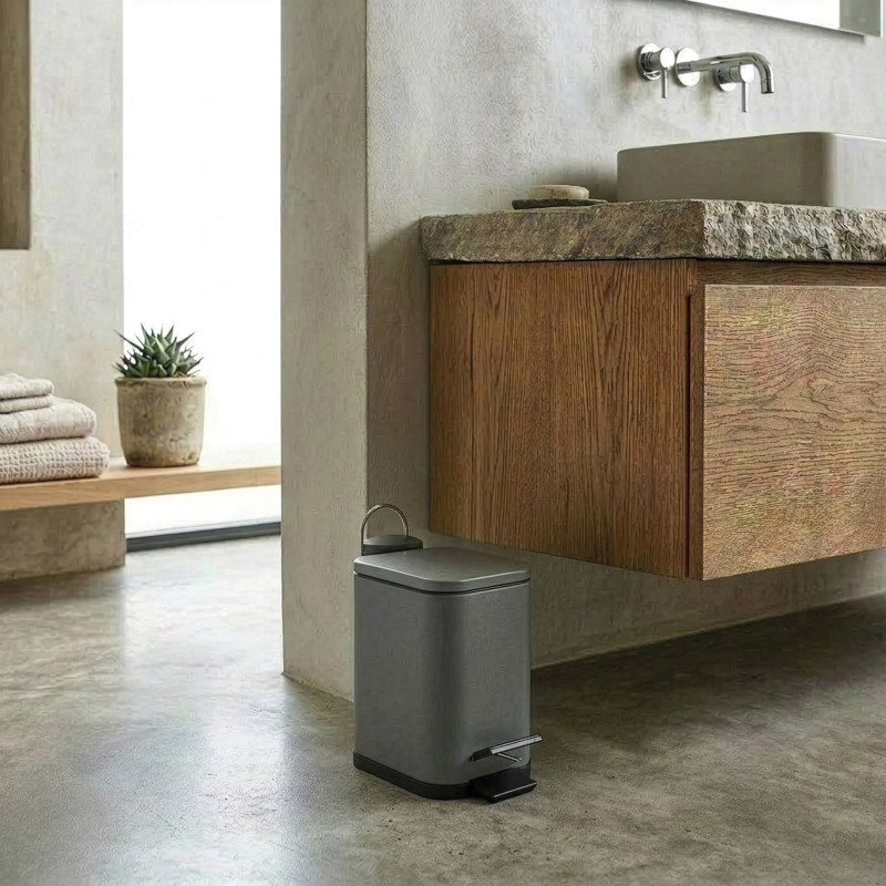 Poubelle à  pédale Inox ERIK 5L Gris mat Spirella