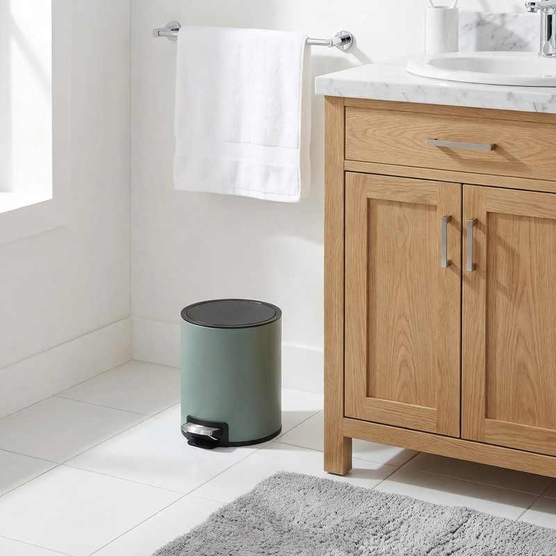 Pattumiera a pedale RIKU 3L in acciaio inox verde opaco Spirella